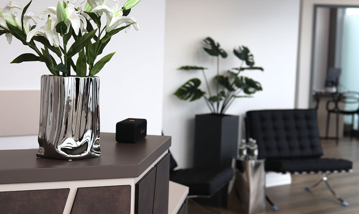 Empfangsbereich der Augenklinik Dr. Hoffmann in Braunschweig